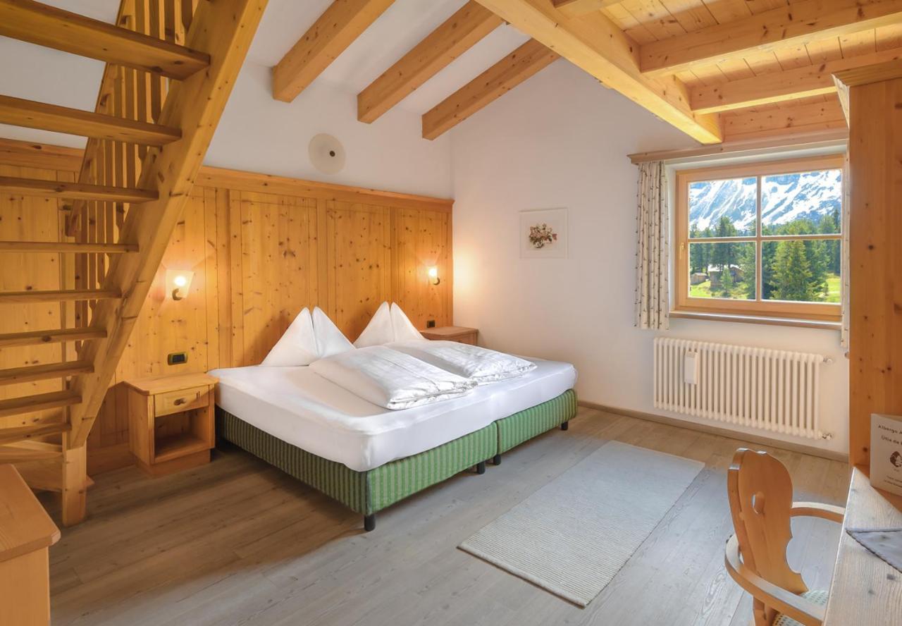 Uetia De Boerz Hotel San Martino in Badia Ngoại thất bức ảnh